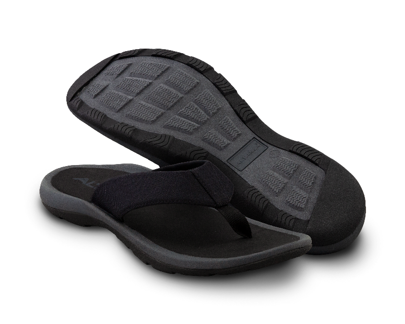 Photo of a pair of Altama® SFB lightweight black sandals