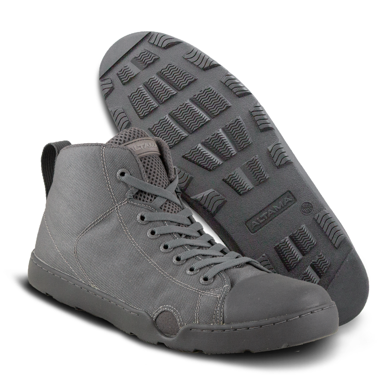 Photo of a pair of Altama® Maritime Mid grey zero drop boots